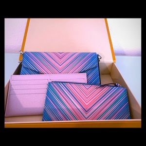 LOUIS VUITTON Epi Pochette Felicie Tropical